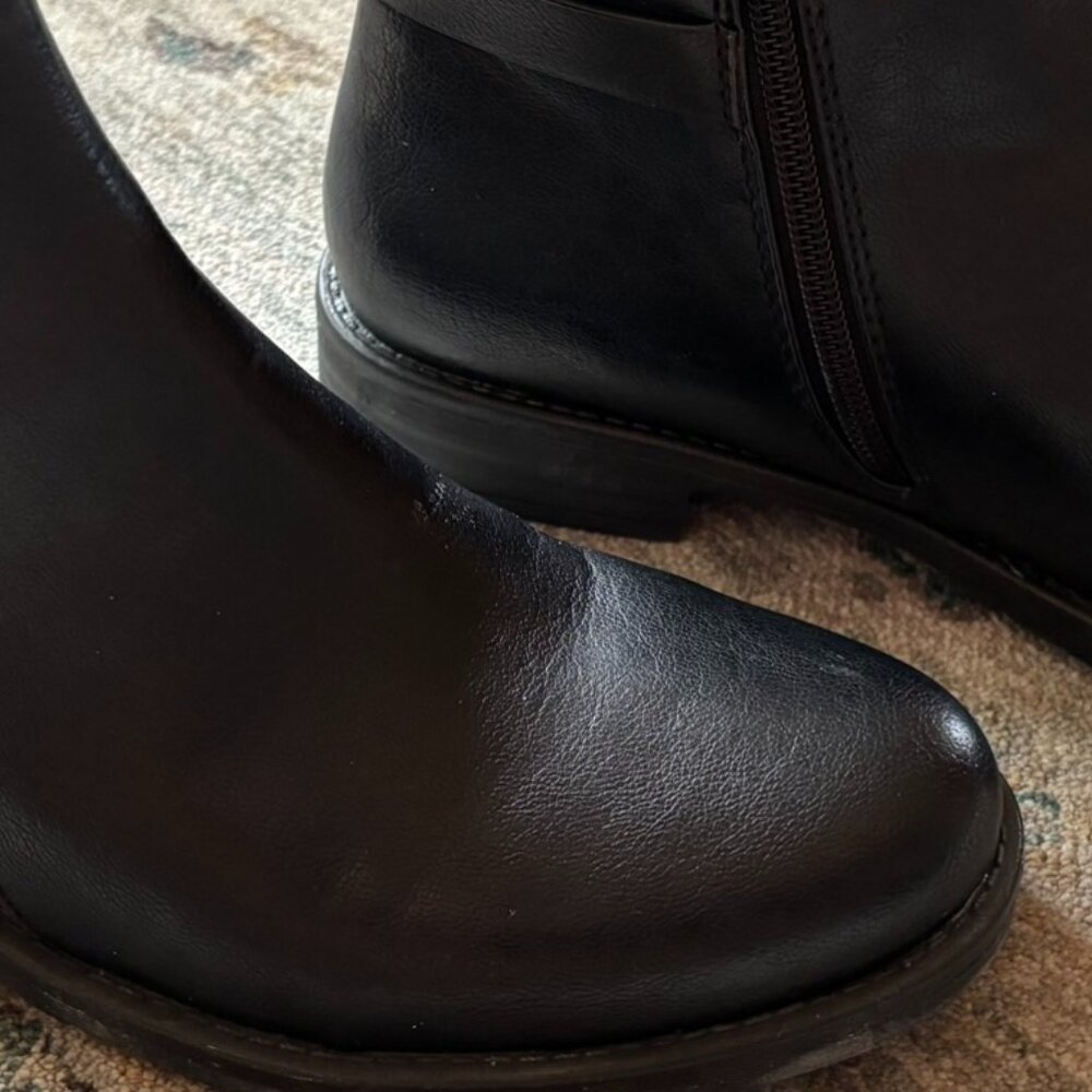 Baretrap "Caine" Booties